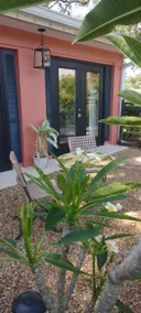 Vero Beach room w/ private entry MCM suite - Image 5