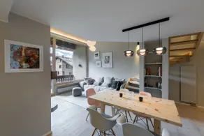 Two-level penthouse with stunning mountain views - Image 3