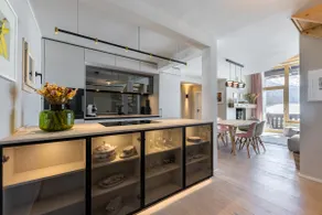 Two-level penthouse with stunning mountain views - Image 5
