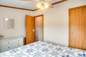 Secluded Beach Retreat: Pet Friendly, King Suite - Image 5