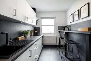 STAYTONA Apt with AC & Balcony, WiFi & Workspace near Frankfurt - Image 3