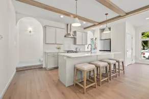 Cottage on Clay - Walk Downtown - King Bed! - Image 4
