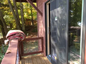 Rustic Summer Cottage - Image 3