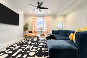 Family Home | Ping-Pong | Parking | Sleeps 13 - Image 2