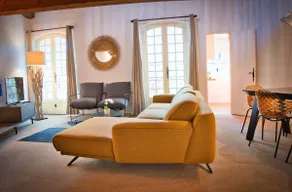 Amazing flat. Renewed. Historical Center Uzès - Image 3