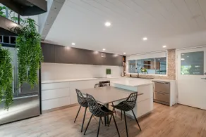 Noosa Riverside Haven - Easy Walk to River & Beach - Image 4