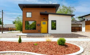 Brand new, modern 1-bedroom. - Image 2