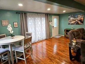 Cute Westbrook home near Buffalo airport n all - Image 4