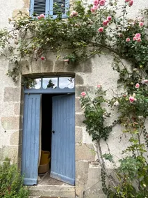 The house of ”Goldilocks and the Three Bears” - Image 3