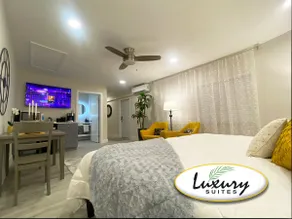 Luxury, Private Suite, King Bed. Near Beaches/PGA - Image 2