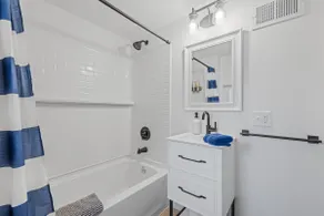 Close to All STL * Adorable 3BR/2BTH * STL Zoo * - Image 4