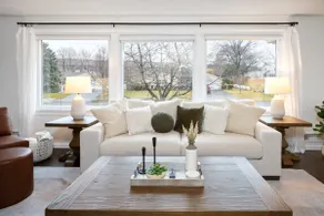 *Luxury* 2500 sq ft* 3 king beds*Weddings*Spacious - Image 4