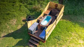 Luxury Sussex eco-cabin - 'The Vacationist' - Image 3