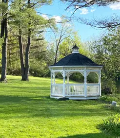 Entire home in Clifton Park - Image 5