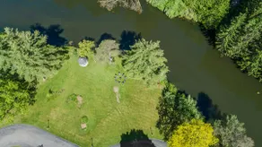 Entire home in Clifton Park - Image 4