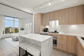 SkySuite 2BD 1BR Surrey Central SkyTrain World Cup - Image 2