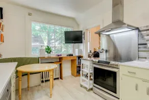 Four Bedroom Rosedale Home - Image 5