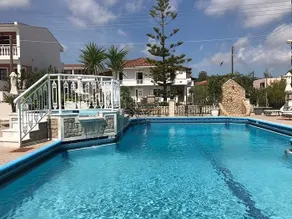 Superior three bedroom villa - Image 5