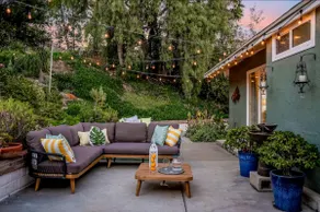 TieredGardenBeachHome|GameRm|Deck|Walk2lagoon - Image 3
