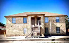 Apartment by Laredo Medical Center - Image 2