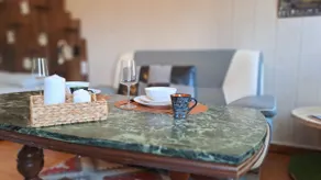 Fully-equipped studio in townhouse - Image 3