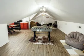 Modern Firehouse Loft - Image 5