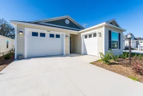 Great 3/2 Villages Home with Amenities Access - Image 2