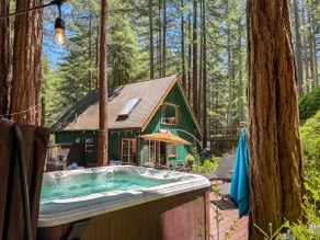 Fern Woods~Russian River Cabin! Guerneville~HtTb! - Image 3