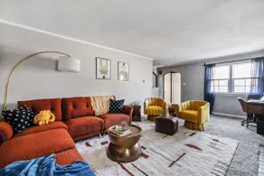 Cozy 3BR/4BD Home in PGH_Cozy Vibes & City Access - Image 3