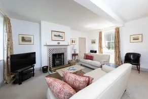 Charming Georgian Coach House - Image 4
