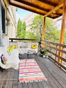 The Change House- cozy vibe experience - Image 2