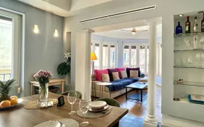 Enjoy Malaga with top comfort Spot - Image 3