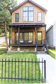 Luxury Home in Heart of Ouray with Air Conditioner - Image 2