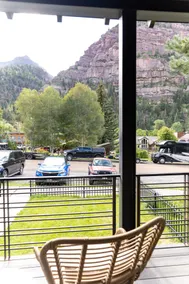 Luxury Home in Heart of Ouray with Air Conditioner - Image 5