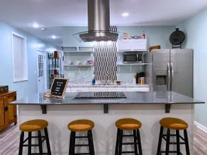 Rowan House•King Bed•Patio•Grill 3 min to Downtown - Image 3