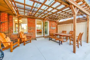 Spacious Game Room, Covered Patio, 75' TV, BBQ, WD - Image 2
