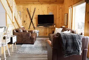 Updated, tranquil retreat on Round Lake - Image 5