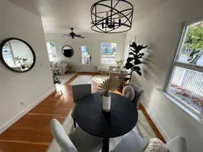 Maple Manor - Image 3