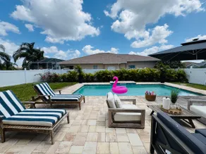 Luxury Home Near Bollettieri & Siesta Beach - Image 2