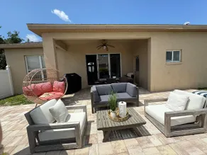 Luxury Home Near Bollettieri & Siesta Beach - Image 4