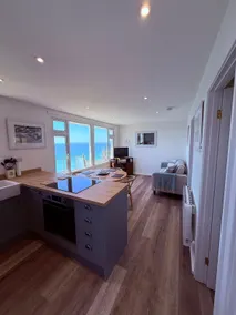 Breathtaking seaside chalet - Image 2