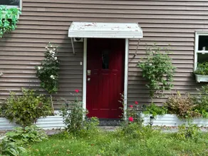 Private cottage in the woods - Image 2