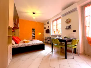 Zen House - In the heart of the historic center of Turin - Image 3