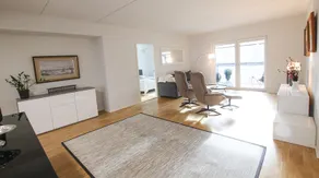 Unique Triangle with Aura River Views - Image 3