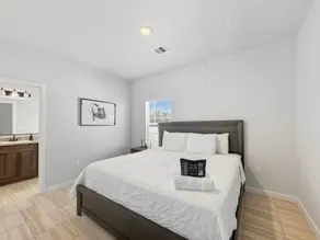 5 min to ft bliss| 2bd2ba|modern chill - Image 5
