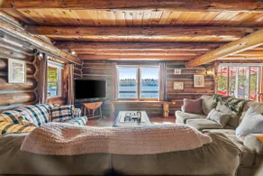 Private Lakefront Log Cabin, 10 Min to Lake George - Image 5