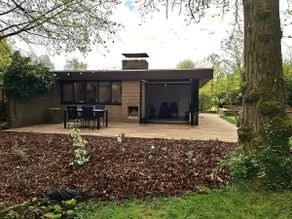 Detached bungalow with optimal privacy! - Image 2