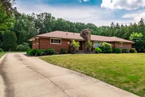 Fairlawn 327 | 6 BR • 2F & 4H Bathrooms - Image 2