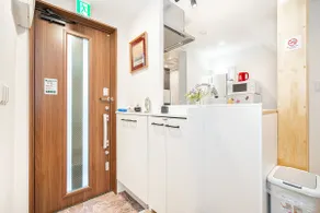 Honeycomb House-5C/Tokyo Tower Area/JR Sobu Line Shinjuku Akihabara Direct/3 min walk to nearest station/Max 4 people/Beautifully decorated - Image 3