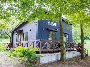 Enjoy the great outdoors at a cottage deep in the mountains of Notsuhara, Oita City! Up to 8 people. BBQ equipment and fire pit available for rent - Image 2